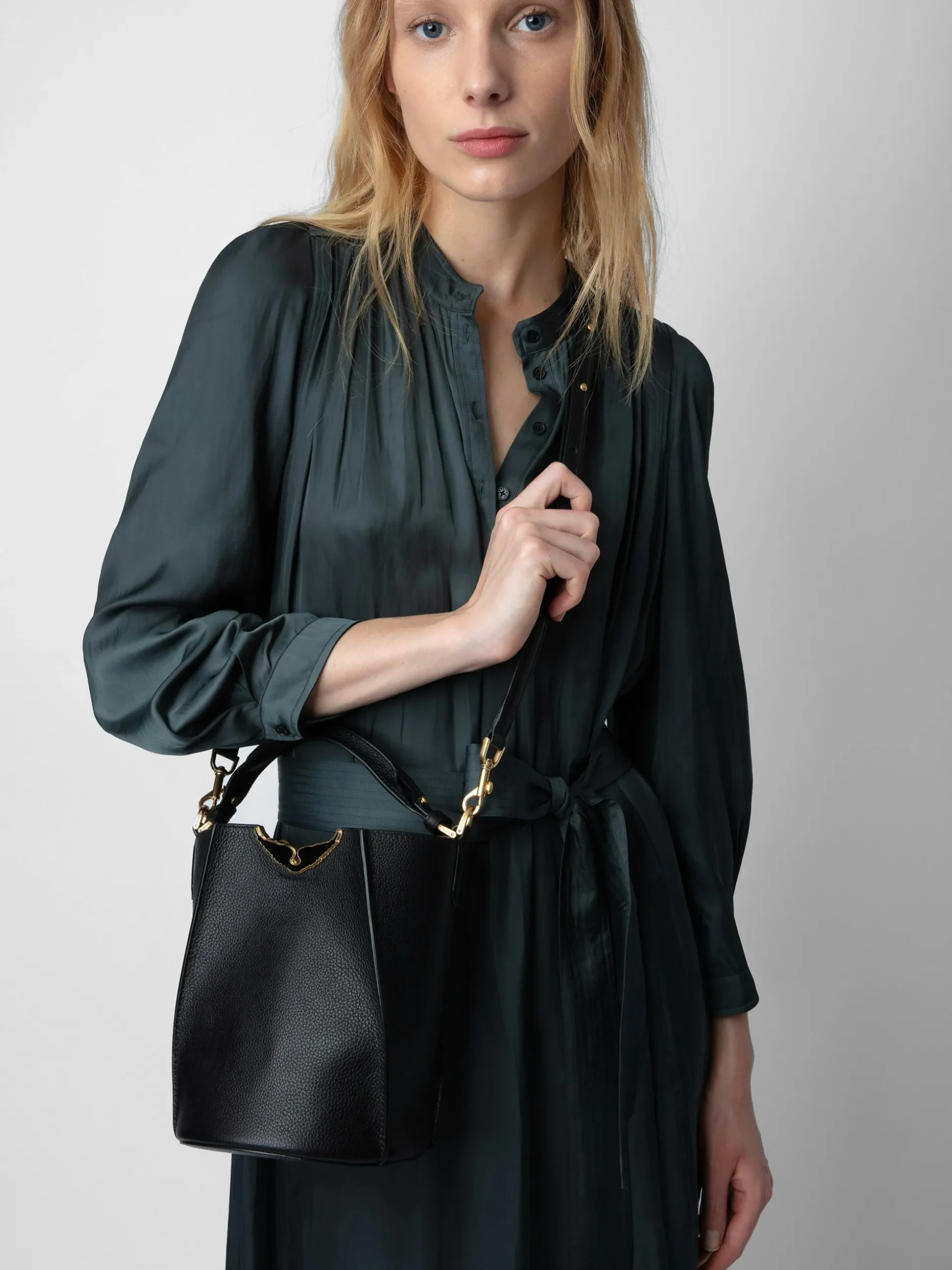 borderline_bucket_bag_4-2.webp Zadig&Voltaire Borderline Bucket Bag Black Fashion