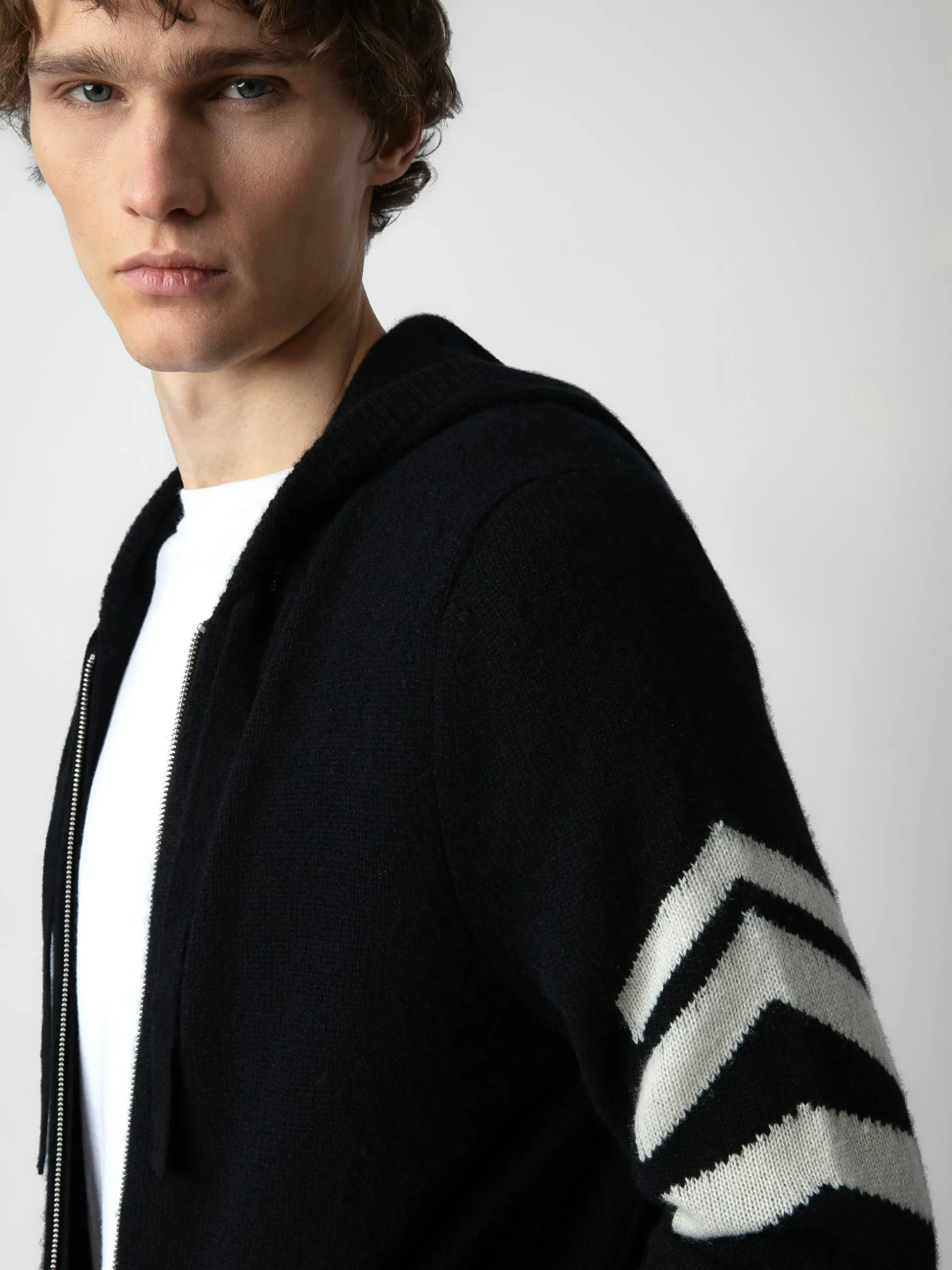 clash_arrow_cashmere_cardigan_2.webp Zadig&Voltaire Clash Arrow Cashmere Cardigan Black Best Sale