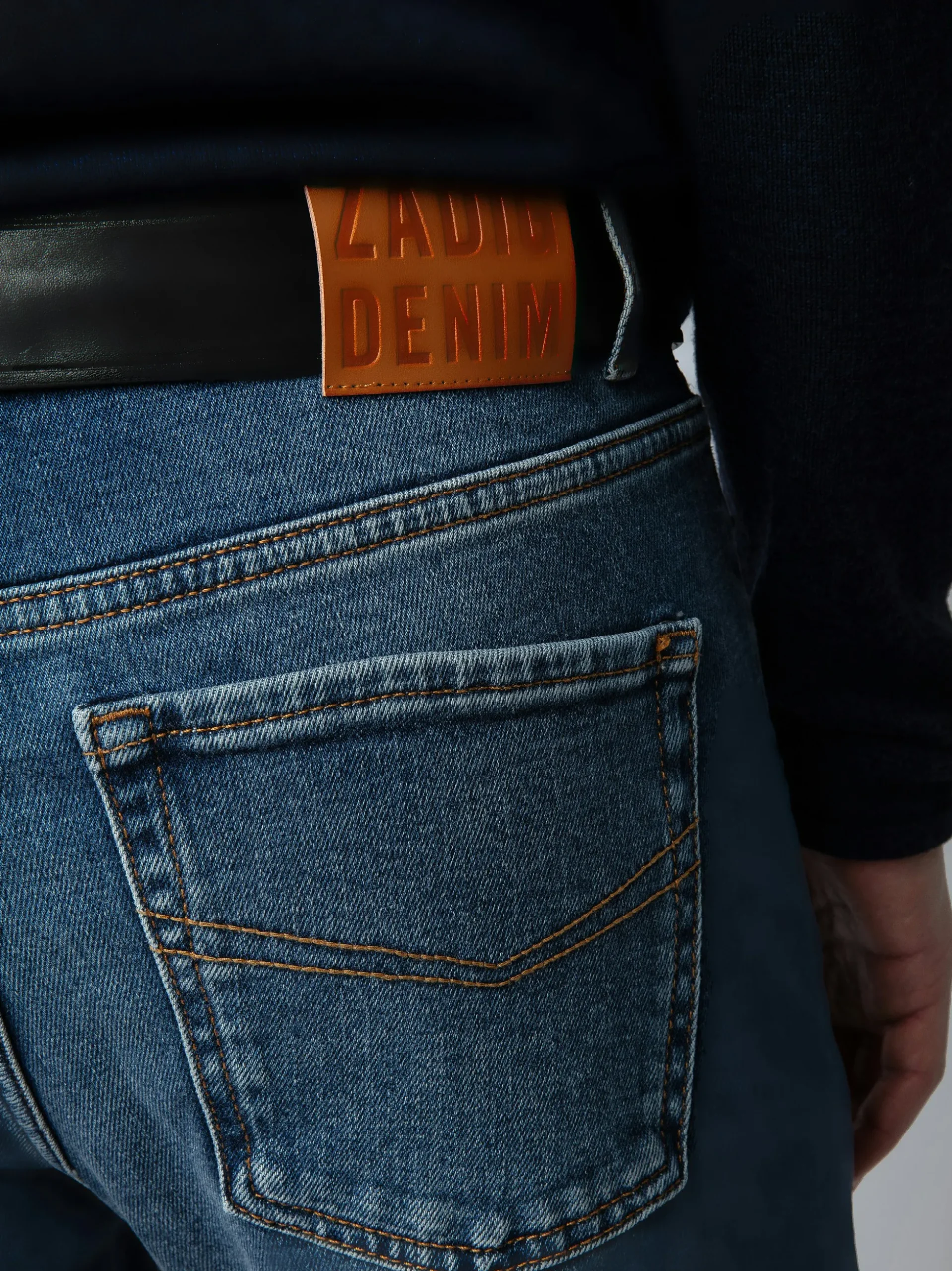 mick_jeans_1.webp Zadig&Voltaire Mick Jeans Medium blue Shop