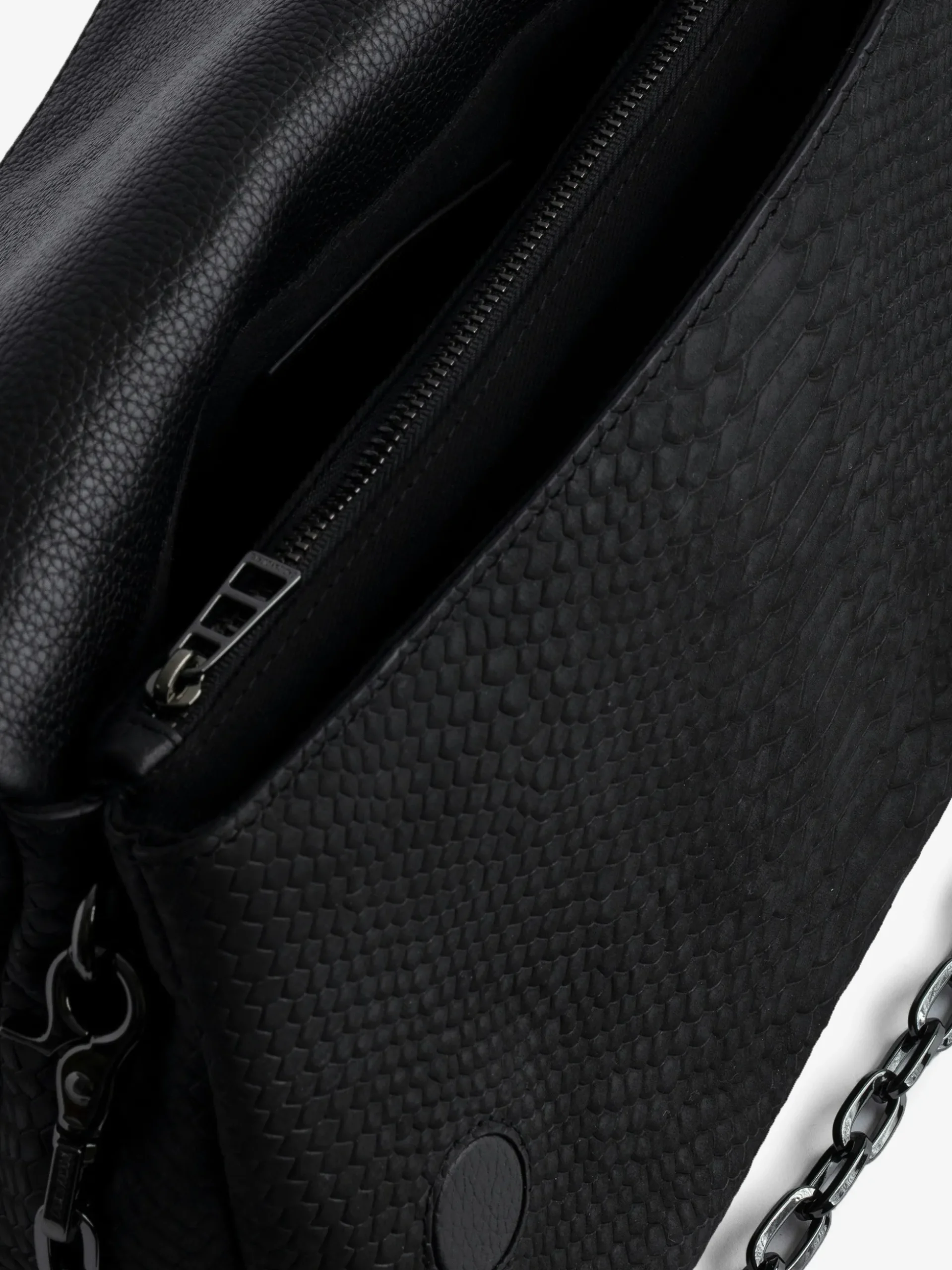 rocky_soft_savage_bag_4.webp Zadig&Voltaire Rocky Soft Savage Bag Black New