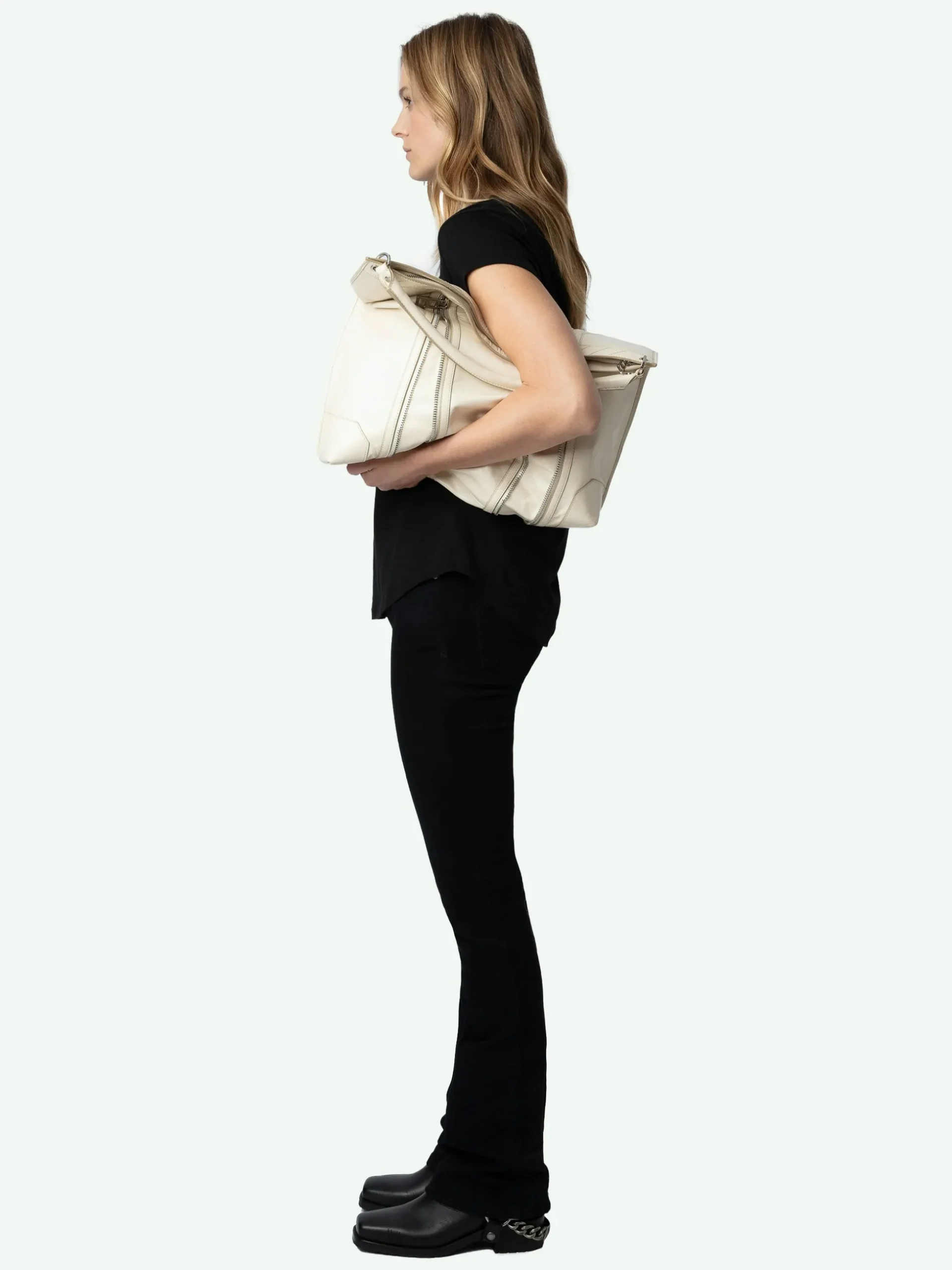 sunny_hobo_bag_8.webp Zadig&Voltaire Sunny Hobo Bag Flash Online