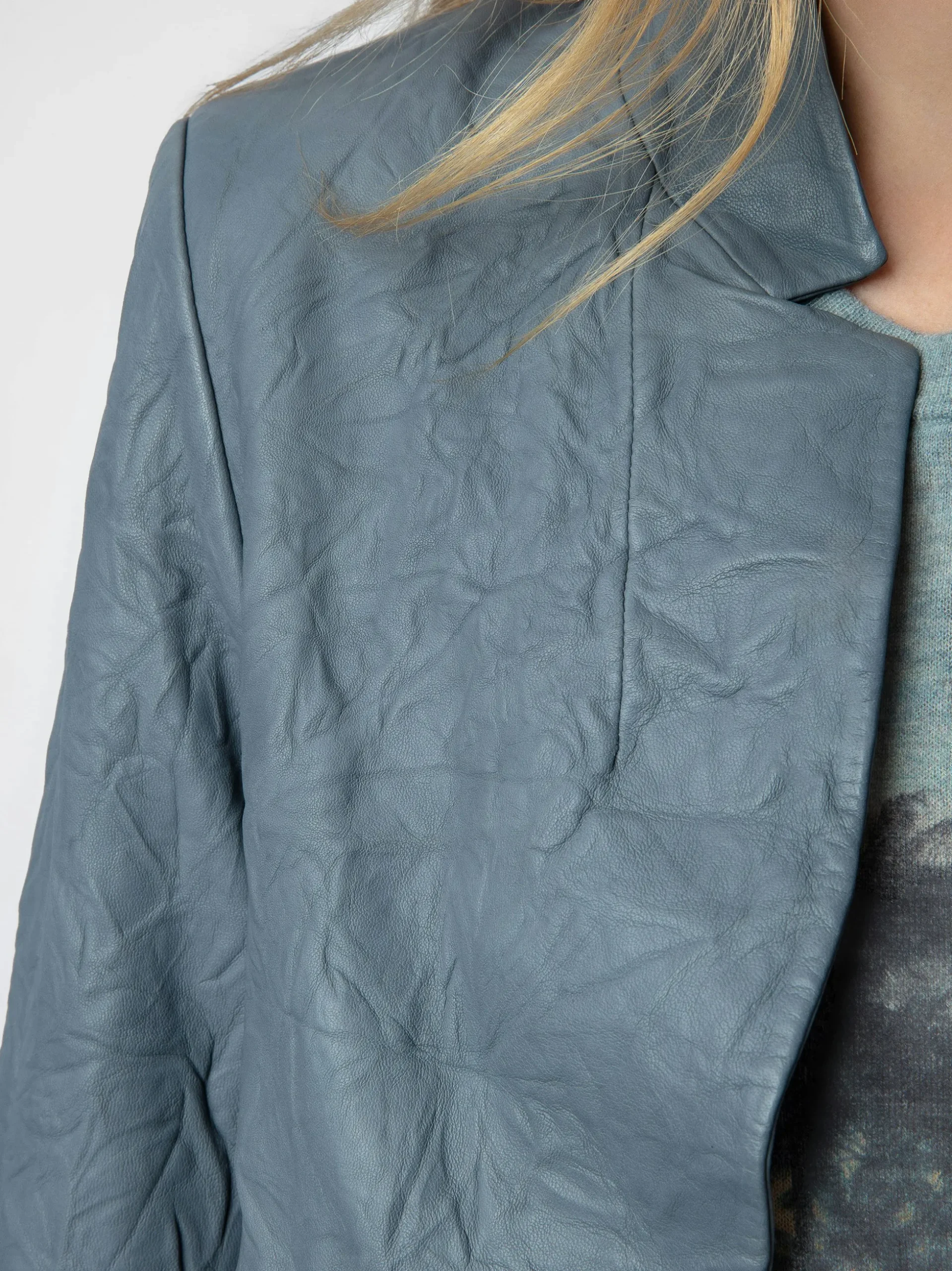 verys_crinkled_leather_blazer_2-1.webp Zadig&Voltaire Verys Crinkled Leather Blazer Light blue Best